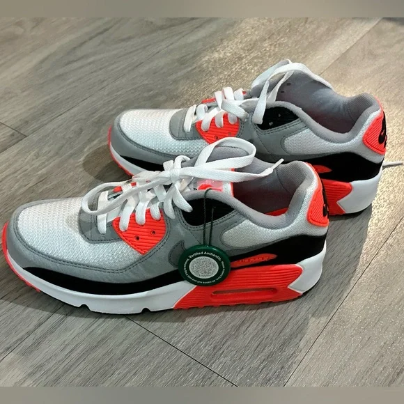 Nike Air Max 90 - Picture 1 of 5